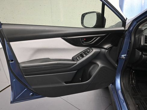 Used 2019 Subaru Crosstrek 2.0i Premium w/ Eyesight System AWD/4WD image 17