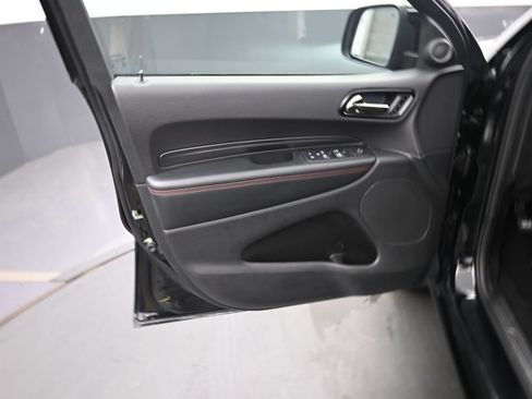 Used 2025 Dodge Durango GT AWD/4WD image 12