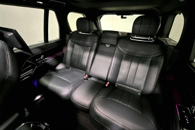Used 2023 Land Rover Range Rover Autobiography AWD/4WD image 21
