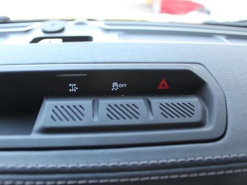 Used 2025 Ford Bronco Outer Banks AWD/4WD image 36