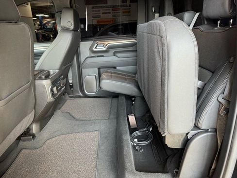 Used 2025 Chevrolet Silverado 3500 High Country w/ Midnight Edition image 13