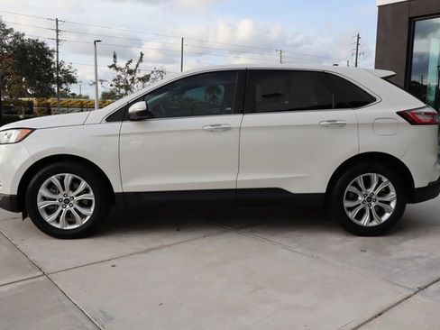 Used 2022 Ford Edge Titanium w/ Equipment Group 301A image 7