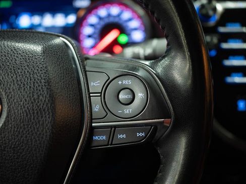 Used 2019 Toyota Camry XSE image 26