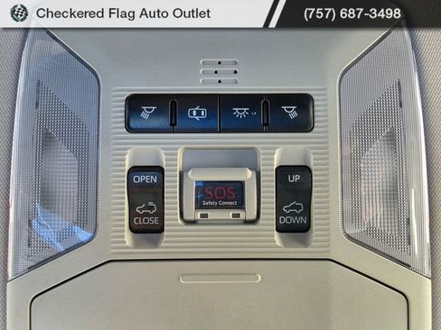 Used 2019 Toyota RAV4 XLE w/ Convenience Package image 11