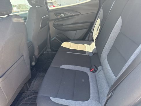 Used 2024 Chevrolet TrailBlazer LS w/ LS Convenience Package AWD/4WD image 9