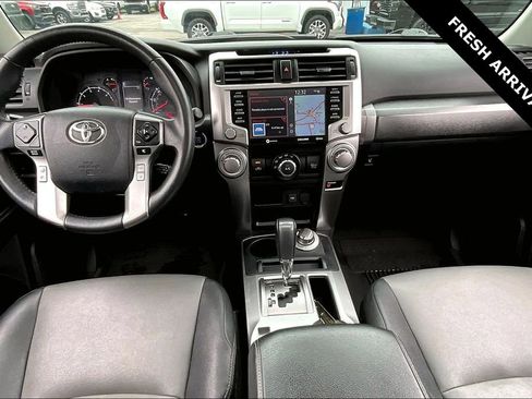 Used 2021 Toyota 4Runner SR5 Premium w/ Moonroof Package AWD/4WD image 7