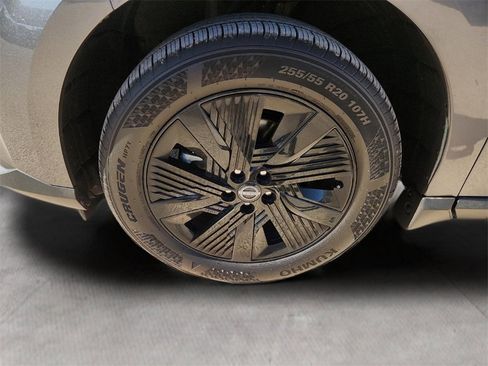 Used 2025 Nissan Murano SV image 9