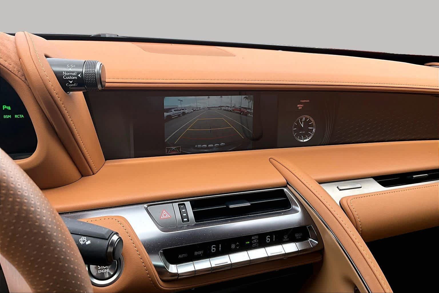 Used 2023 Lexus LC 500 Coupe w/ Touring Package RWD image 27