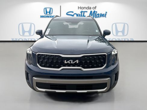 Used 2023 Kia Telluride EX X-Line AWD/4WD image 2