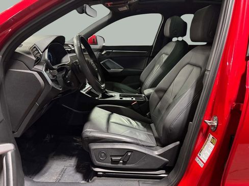 Used 2024 Audi Q3 2.0T Premium image 5