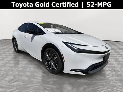 Certified 2026 Toyota Prius XLE FWD image 1