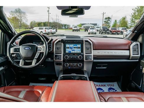 Used 2018 Ford F250 Platinum w/ Platinum Ultimate Package image 35
