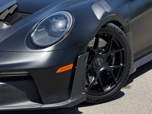 Certified 2025 Porsche 911 GT3 RS w/ Weissach Package RWD image 16