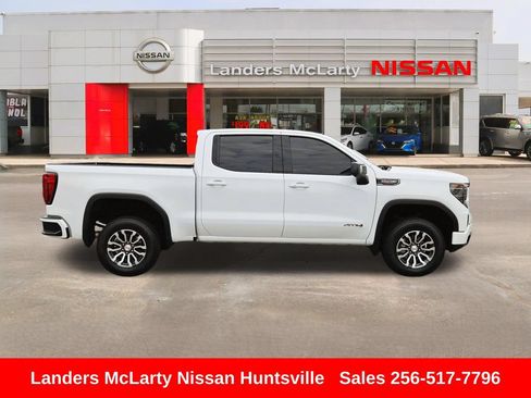 Used 2023 GMC Sierra 1500 AT4 AWD/4WD image 2