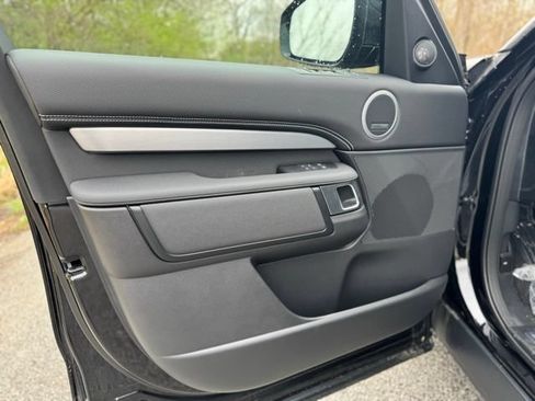 New 2026 Land Rover Discovery Dynamic SE AWD/4WD image 8