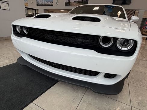 Used 2023 Dodge Challenger SRT Hellcat w/ Driver Convenience Group image 13