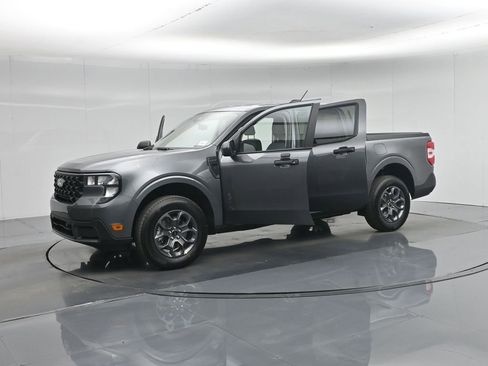 New 2026 Ford Maverick XLT image 25