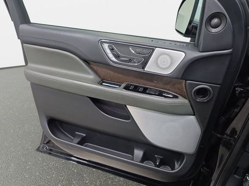 Used 2023 Lincoln Navigator L Black Label image 24