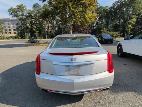 Used 2016 Cadillac XTS Luxury w/ Driver Awareness Package FWD image 4