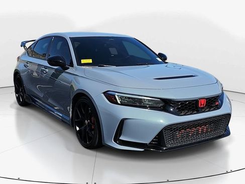 Used 2023 Honda Civic Type R image 1