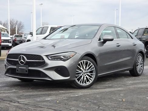 Used 2025 Mercedes-Benz CLA 250 4MATIC image 2