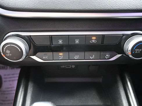 Used 2022 Nissan Altima 2.5 SR FWD image 21