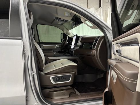 Used 2025 RAM 1500 Laramie AWD/4WD image 57