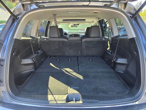 Certified 2022 Honda Pilot Special Edition image 6