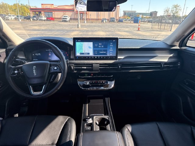 Used 2024 Lincoln Corsair AWD w/ Equipment Group 101A image 15