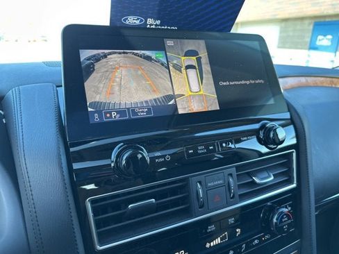 Used 2024 Nissan Armada SL image 21