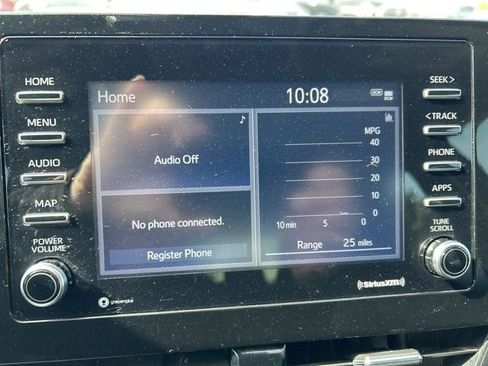 Used 2024 Toyota Camry SE image 11