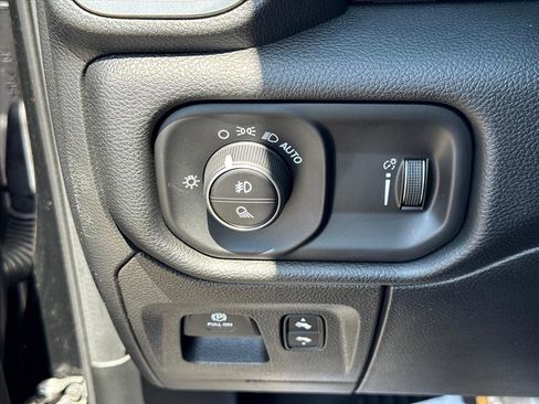 Used 2020 RAM 1500 Sport w/ Comfort & Convenience Group AWD/4WD image 20