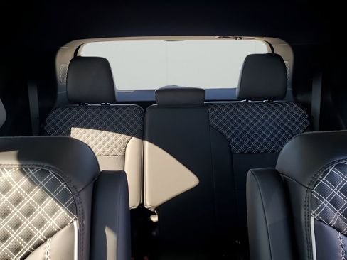 New 2026 GMC Acadia Denali image 27