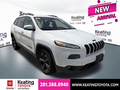 Used 2018 Jeep Cherokee Latitude w/ Altitude Package