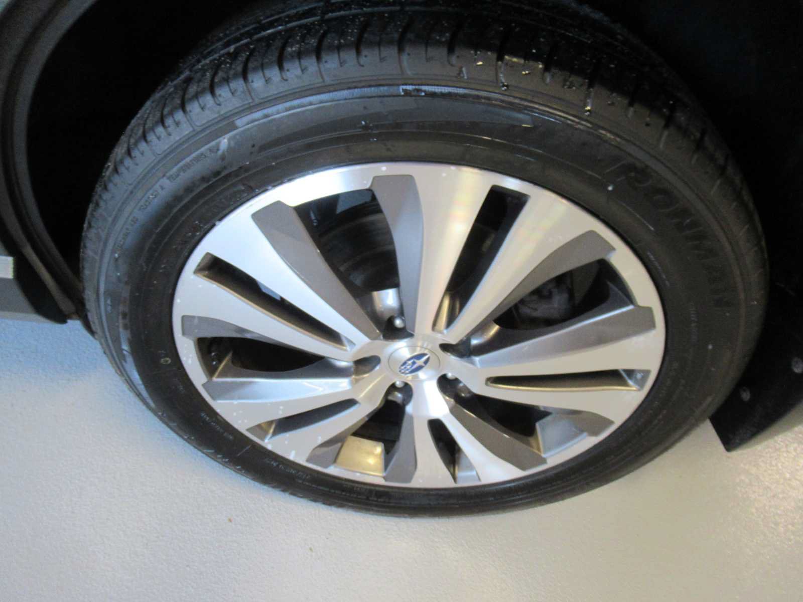 Used 2021 Subaru Ascent Limited AWD/4WD image 11