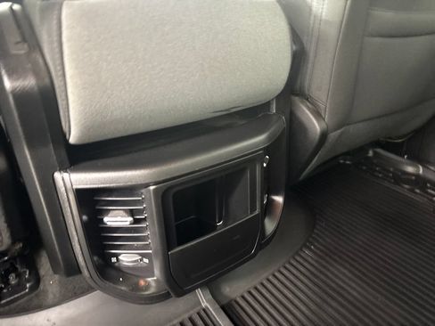 Used 2022 RAM 1500 Big Horn AWD/4WD image 22