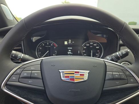 New 2025 Cadillac XT5 Premium Luxury w/ LPO, Red Accent Package AWD/4WD image 34