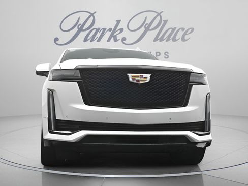 Used 2023 Cadillac Escalade Sport Platinum AWD/4WD image 28