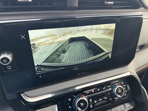 Used 2025 GMC Sierra 2500 AT4 w/ AT4 Premium Plus Package image 26