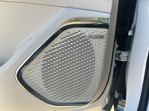 New 2026 GMC Acadia Denali w/ Super Cruise Package AWD/4WD image 28