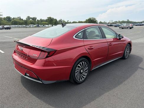 Used 2022 Hyundai Sonata Limited FWD image 4