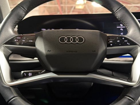 Used 2025 Audi Q5 Premium w/ 19" Wheel Package AWD/4WD image 23
