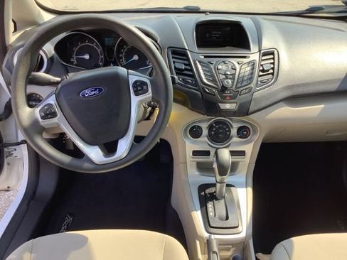 Used 2019 Ford Fiesta SE FWD image 11