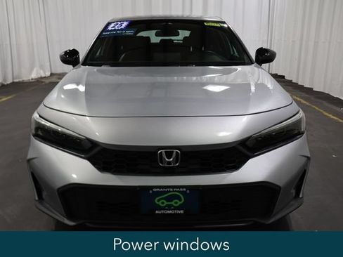 Used 2025 Honda Civic Sport image 9