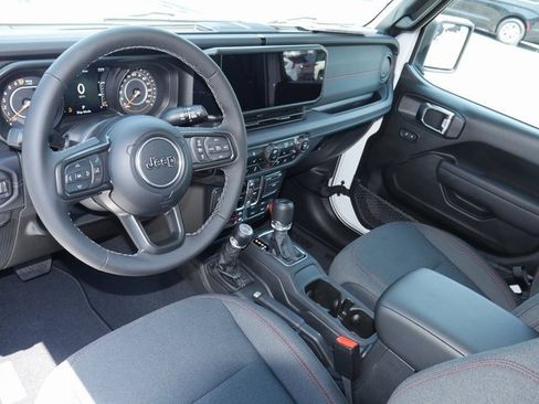 New 2025 Jeep Gladiator Rubicon w/ Safety Group image 16