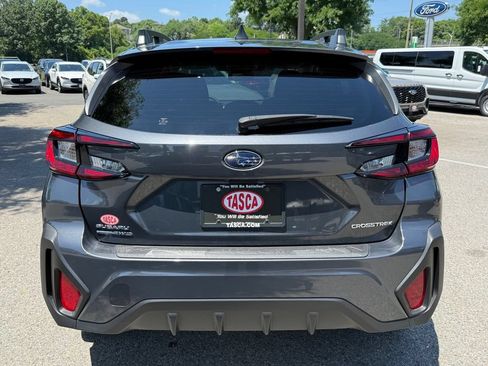 Used 2024 Subaru Crosstrek 2.0i Premium AWD/4WD image 9