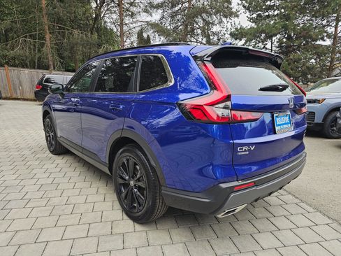 Used 2023 Honda CR-V Sport Touring image 5