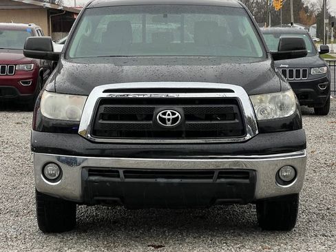 Used 2013 Toyota Tundra 4x4 Double Cab w/ Tow Pkg image 2