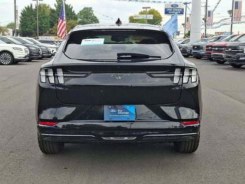 Certified 2023 Ford Mustang Mach-E Premium AWD/4WD image 5