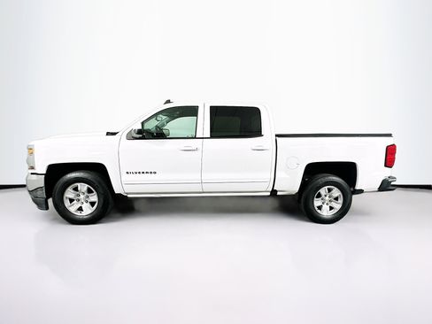 Used 2018 Chevrolet Silverado 1500 LT w/ LT Eassist Package image 4
